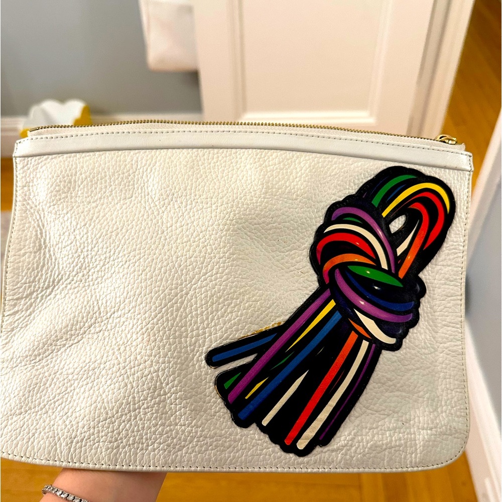 Pier hardy clutch barley used